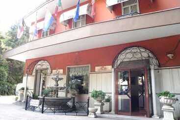 هتل Villa Robinia