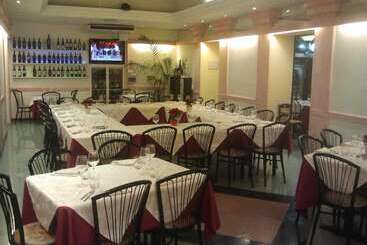 هتل Villa Robinia