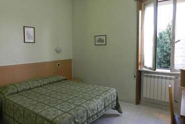 هتل Villa Robinia