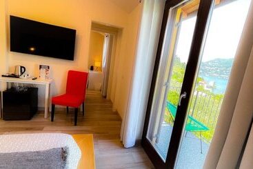 تختخواب و صبحانه Charming Bellagio Boutique