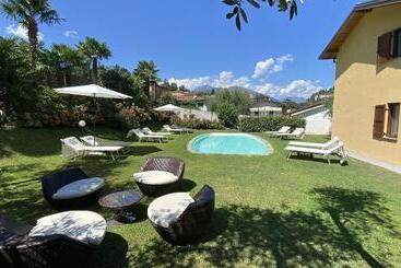 تختخواب و صبحانه Charming Bellagio Boutique