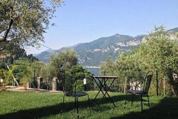 تختخواب و صبحانه Charming Bellagio Boutique