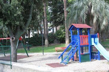 هتل Acqua Marina