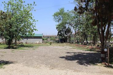 هتل Gorkha Hamlet Resort