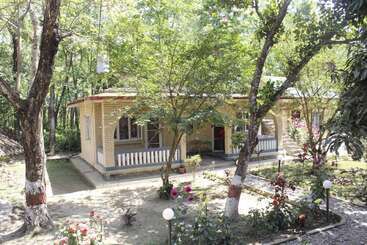 هتل Gorkha Hamlet Resort