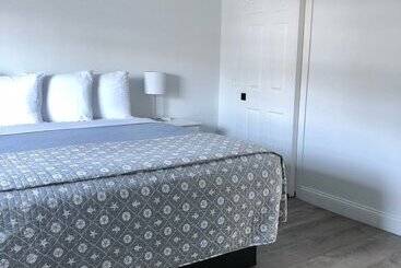 Отель Kingfisher Oceanside