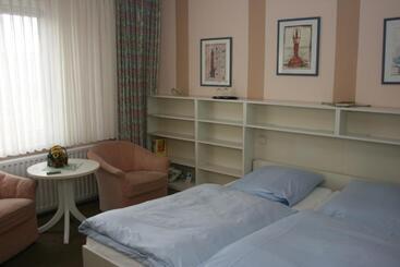 هتل S Haus Waterkant & Strandvilla Eils