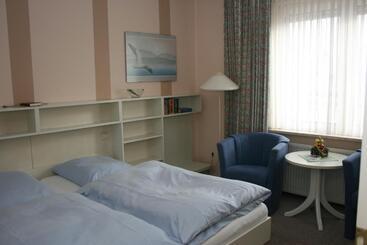 هتل S Haus Waterkant & Strandvilla Eils