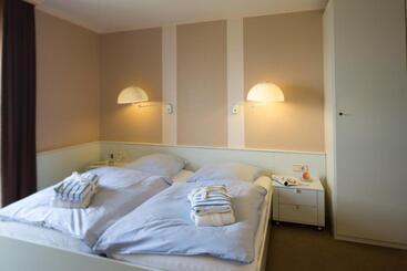 هتل S Haus Waterkant & Strandvilla Eils