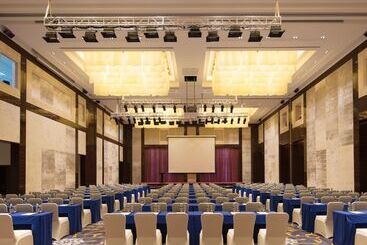 هتل Thousand Cranes Sanya Yazhou Bay Int L Exchange Centre