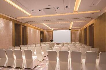 هتل Thousand Cranes Sanya Yazhou Bay Int L Exchange Centre