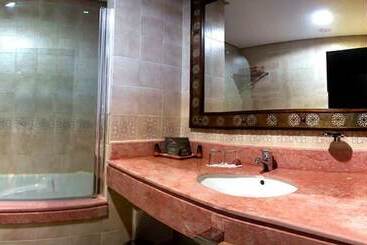 هتل Tafilalet & Spa