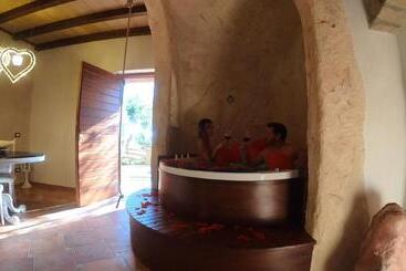 Il Giardino Dei Flintstones B&b
