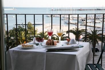 La Dolce Vista   B&b Di Charme
