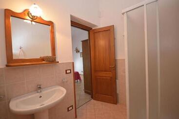 تختخواب و صبحانه Cascina Degli Ulivi