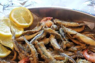 تختخواب و صبحانه Porto Di Mare