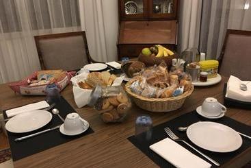 تختخواب و صبحانه Villa Camilla