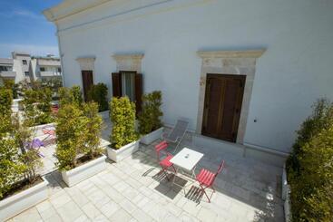 تختخواب و صبحانه Villa Fornari Resort