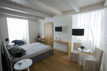 تختخواب و صبحانه Villa Fornari Resort