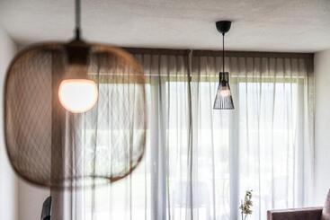 هتل Chalet Kristall   Dolomites Garden Chalet