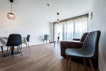 هتل Chalet Kristall   Dolomites Garden Chalet