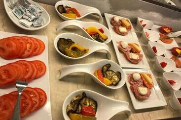 هتل Garni Gianmartin