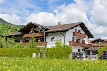 Kleines Hotel Edeltraud