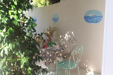 تختخواب و صبحانه A Casa Di Lolu