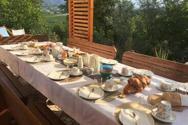 تختخواب و صبحانه Agriturismo Lemire