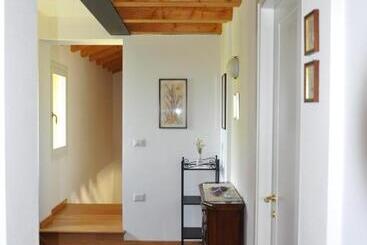 تختخواب و صبحانه Agriturismo Lemire