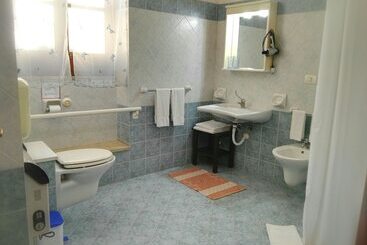 住宿加早餐  Cloris Guest House