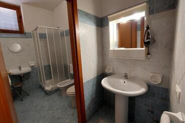住宿加早餐  Cloris Guest House