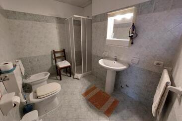 住宿加早餐  Cloris Guest House