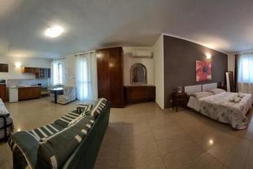 تختخواب و صبحانه Villa Naclerio