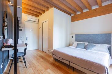 هتل Albergo Del Sole