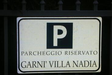 هتل Villa Nadia