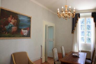 هتل Villa Rinalducci