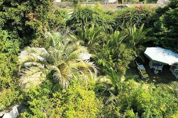 B&b Il Giardino Di Villa Anna