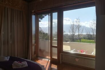 B&b Il Giardino Di Villa Anna