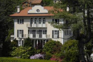 B&b Le Camelie - Domodossola