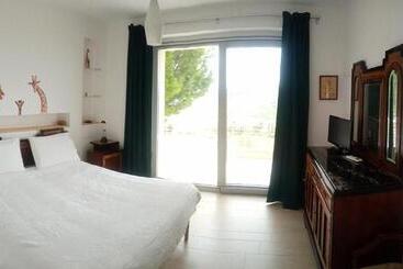 مبيت وإفطار Domus Petrae   Ripatransone