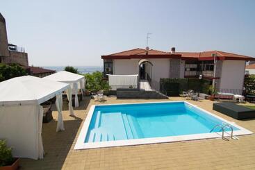 مبيت وإفطار La Terrazza