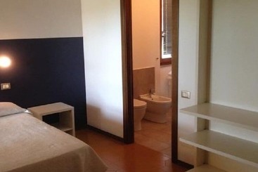 تختخواب و صبحانه In Villa