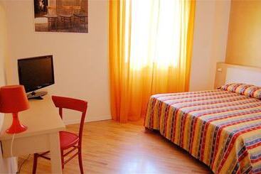 تختخواب و صبحانه In Villa