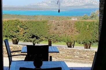تختخواب و صبحانه Roccabianca Rooms & Studios