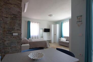 تختخواب و صبحانه Roccabianca Rooms & Studios