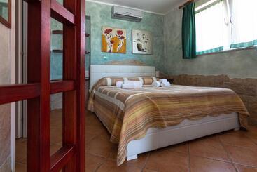 تختخواب و صبحانه Roccabianca Rooms & Studios
