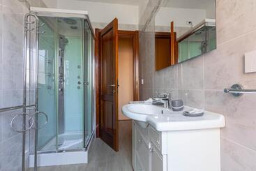 تختخواب و صبحانه Roccabianca Rooms & Studios
