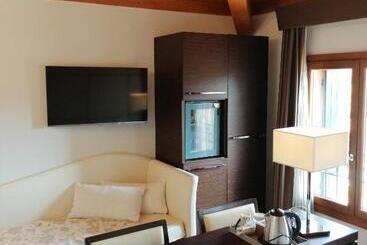 فندق Albergo Minuetto