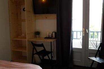 هتل Hôtel La Baïne